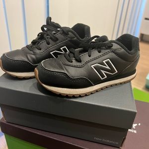 New Balance Black Medium Rubber Shoes